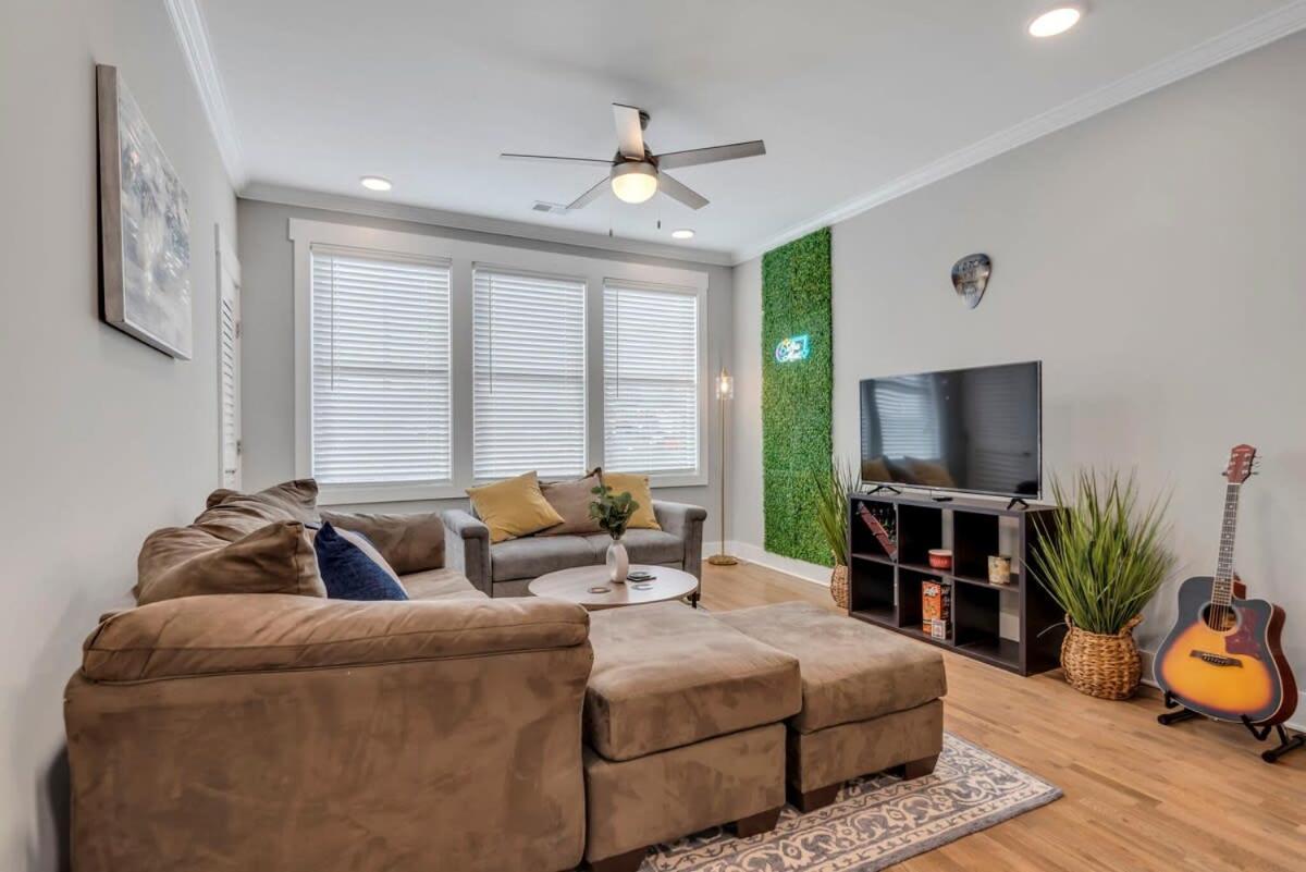 Modern Nations Condo - Walkable - 5 Mi Downtown Nashville Eksteriør billede